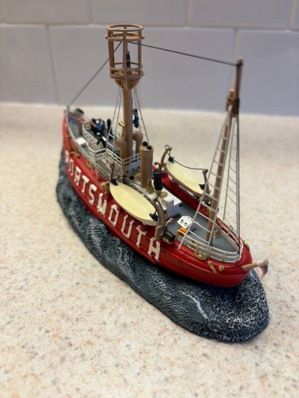 Vintage HARBOUR LIGHTS ANCHOR BAY GREAT SHIPS -THE PORTSMOUTH- LIGHT VESSEL #101 - Picture 2 of 12